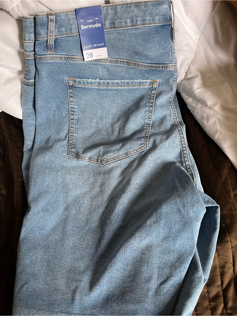 Lane Bryant Curvy Bermuda 28W - Picture 2 of 2